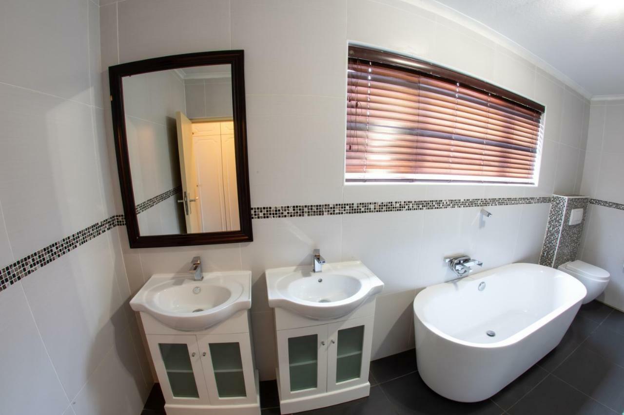 Meransha Self Catering Cc Walvis Bay Eksteriør bilde