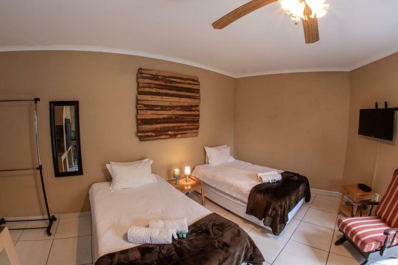 Meransha Self Catering Cc Walvis Bay Eksteriør bilde