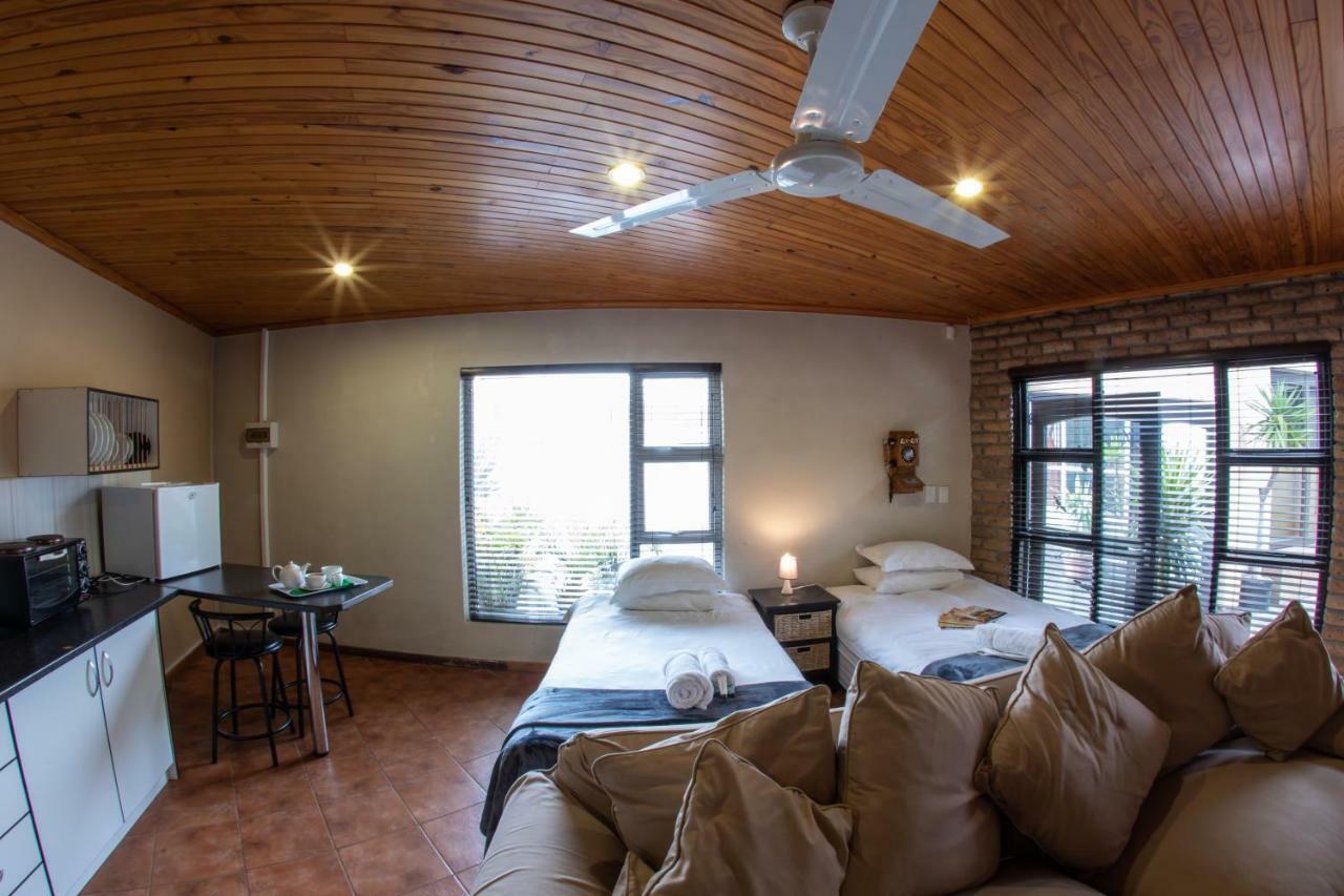 Meransha Self Catering Cc Walvis Bay Eksteriør bilde